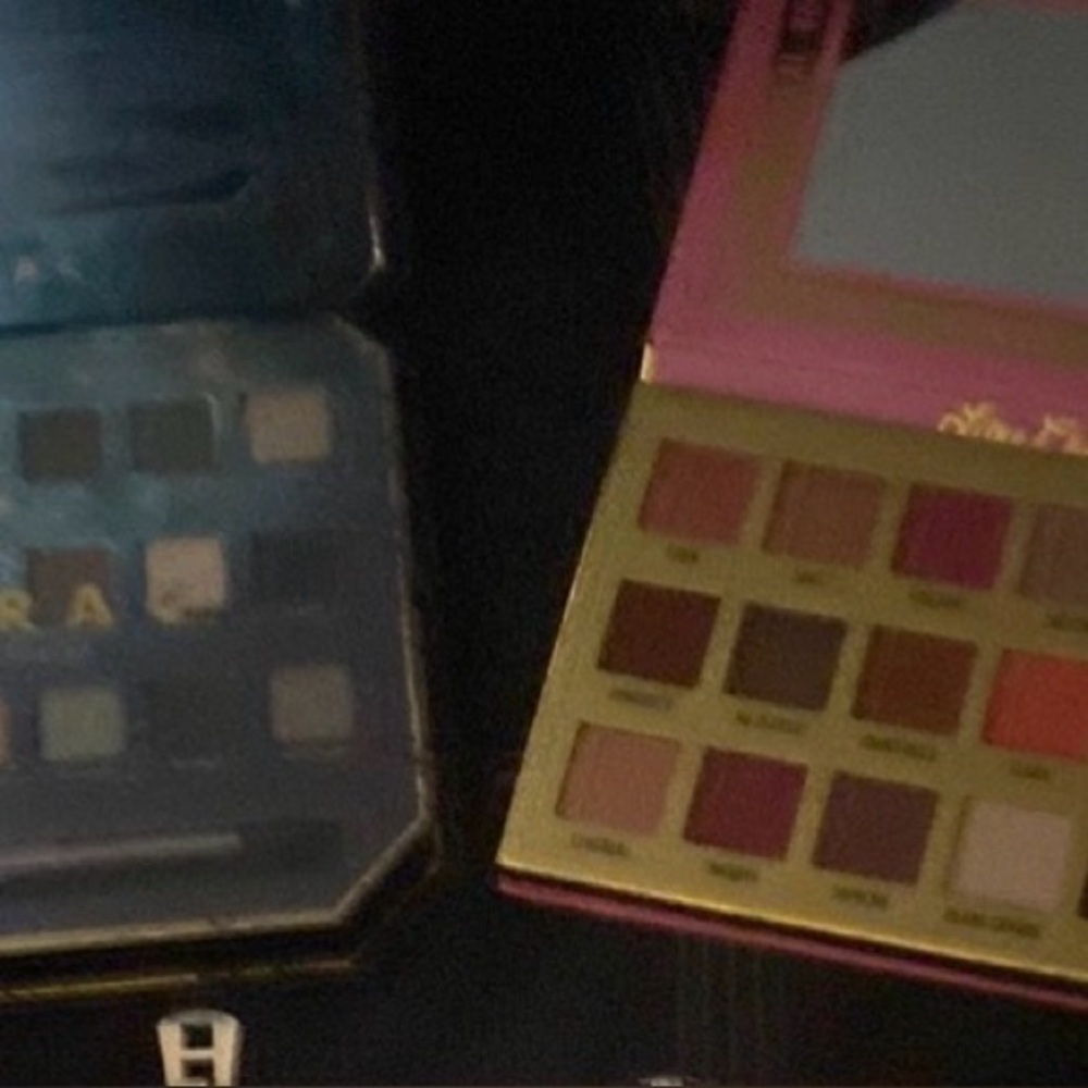 Make Up Pallets